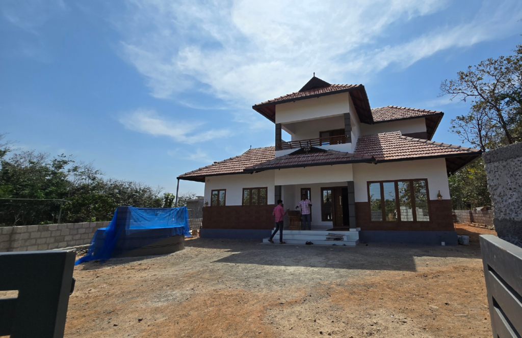 raditional and automated building staircase in Cheruthuruthy – A perfect blend of heritage and modern technology by KLBUILD CONTRACTORS LLP.